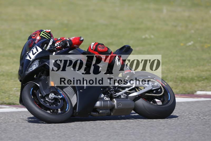 /10 20.04.2026  Pluess Moto Sport ADR/Freies Fahren/727